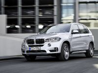 BMW X5 xDrive40e (2015) - picture 5 of 32