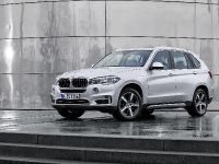 BMW X5 xDrive40e (2015) - picture 8 of 32