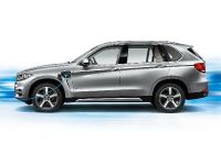 BMW X5 xDrive40e (2015) - picture 11 of 32