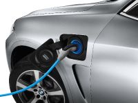 BMW X5 xDrive40e (2015) - picture 29 of 32
