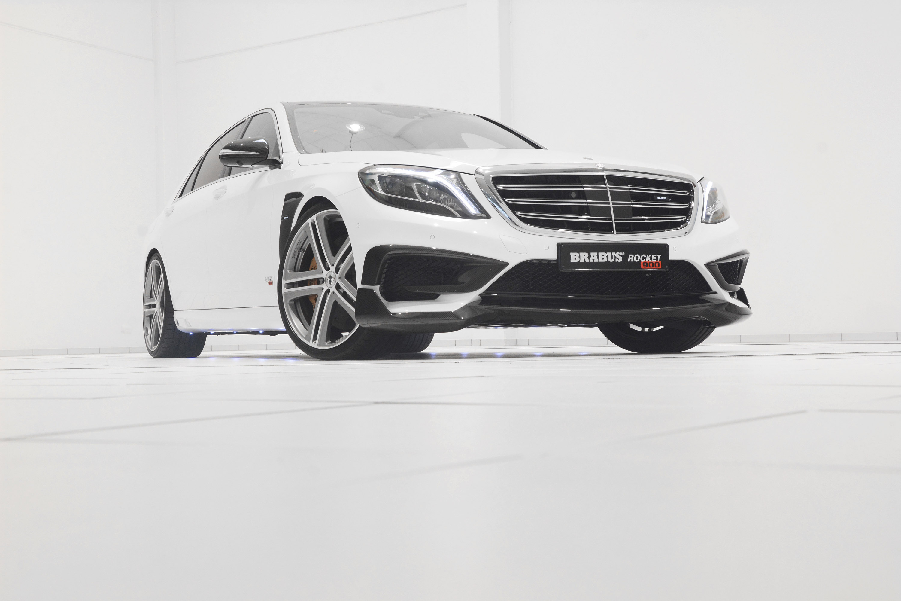 Brabus Mercedes-Benz S65 Rocket 900