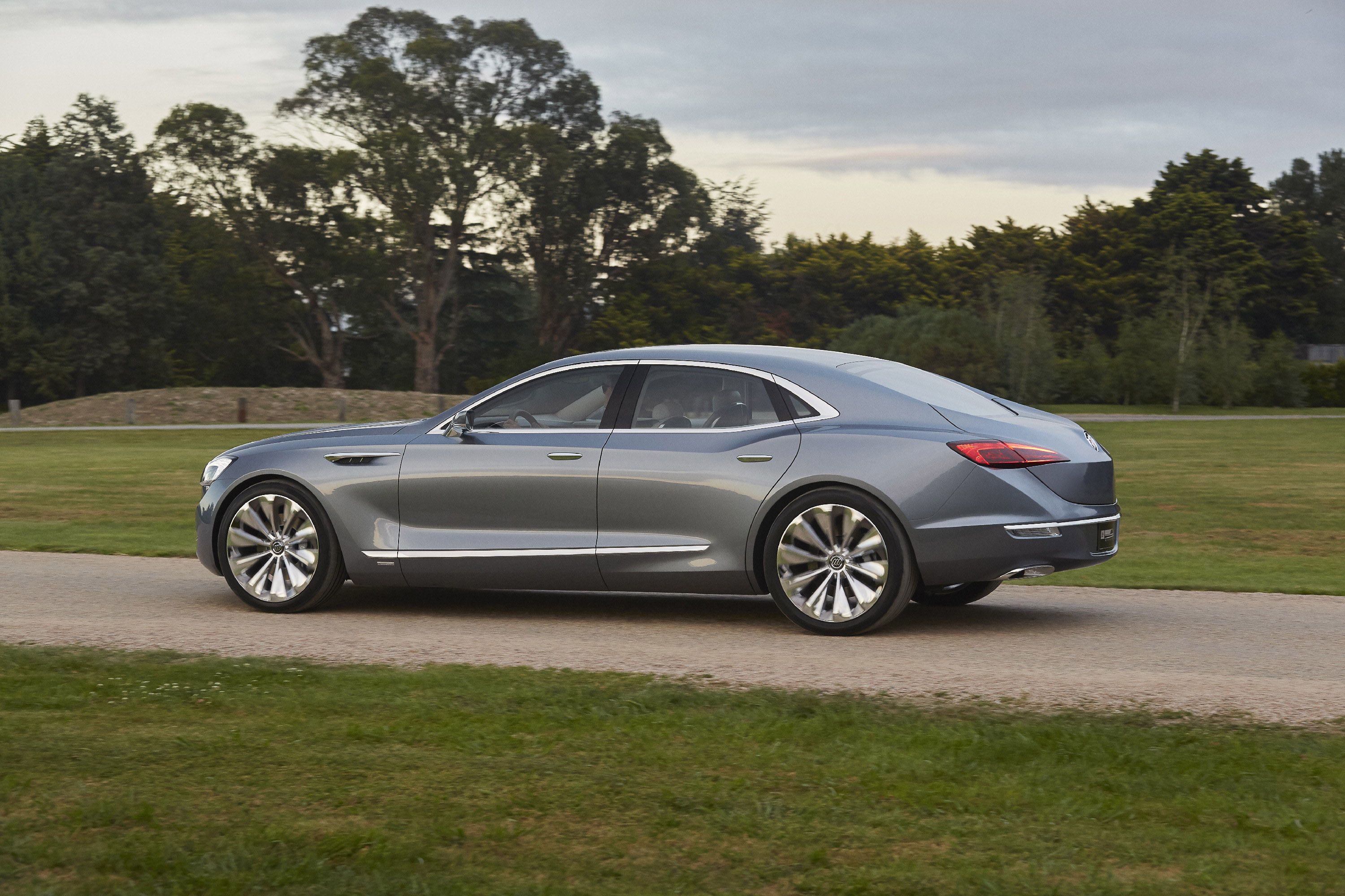 Buick Avenir Concept