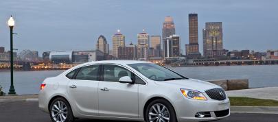 Buick Verano Turbo (2015) - picture 4 of 6