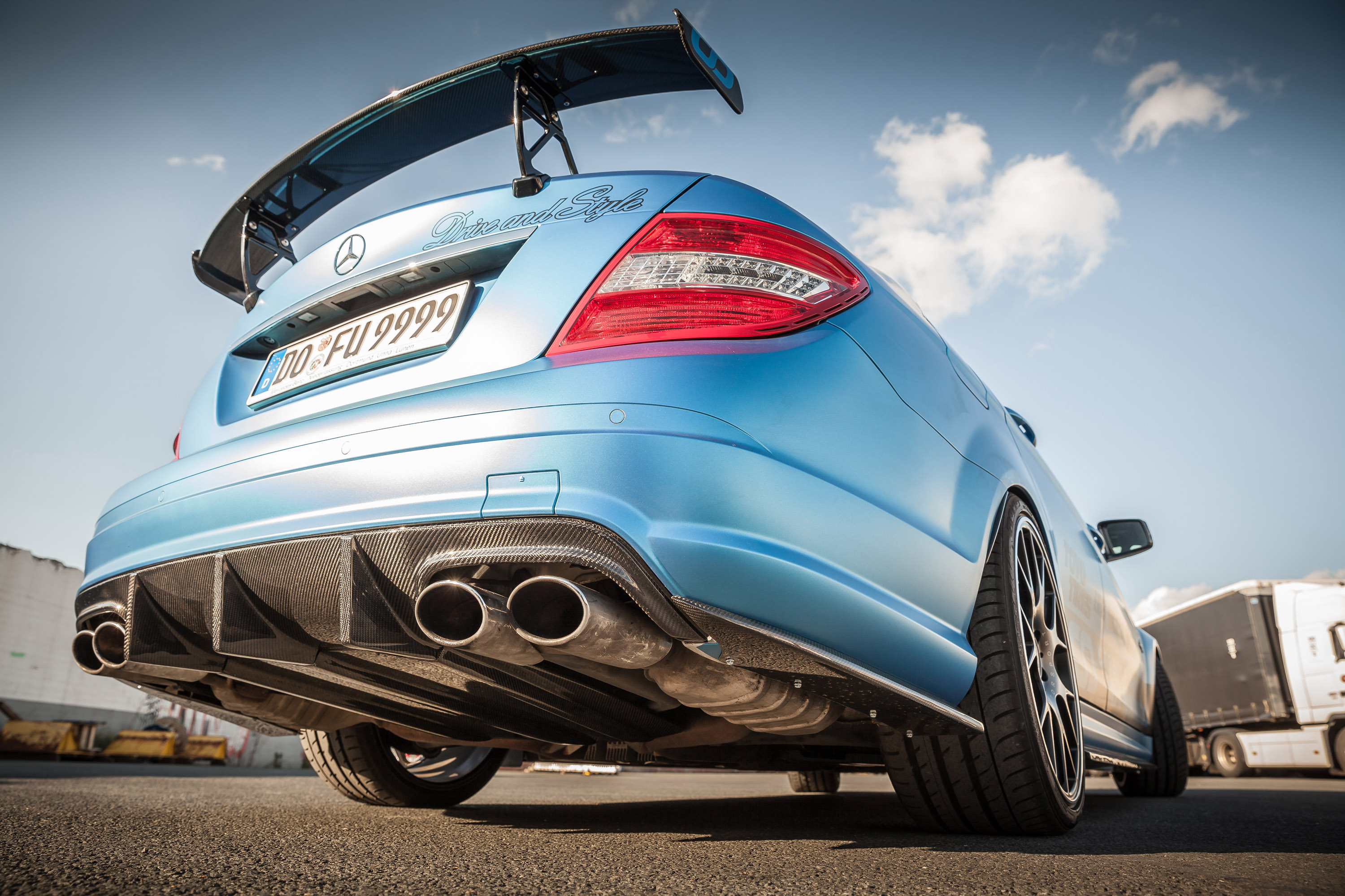 Carbonfiber Dynamics Mercedes-Benz C63 AMG