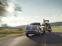 Chevrolet-Silverado 3500HD (2015) - picture 2 of 4