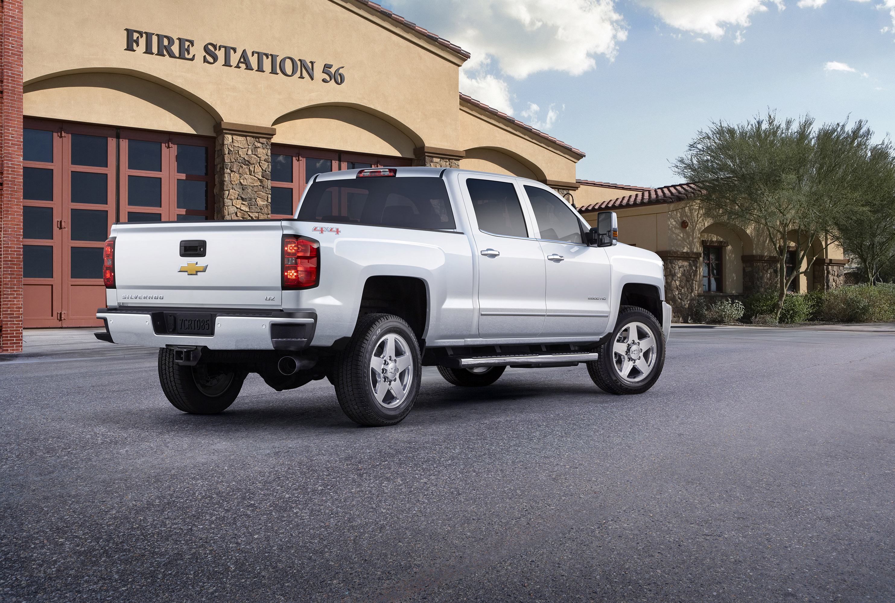 Chevrolet Silverado Custom Sport HD