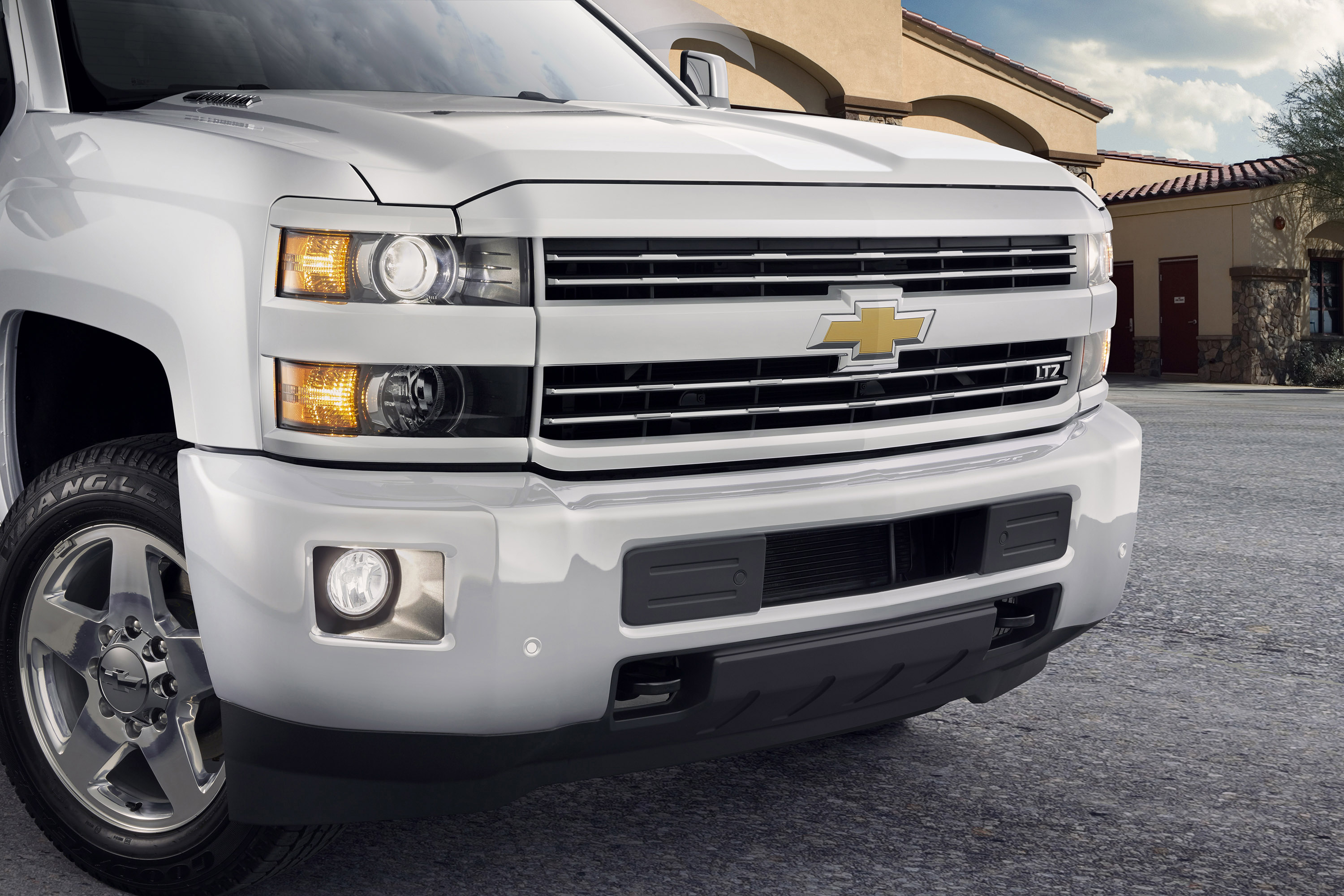 Chevrolet Silverado Custom Sport HD