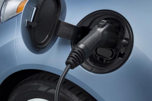 Chevrolet Spark Ev (2015) - picture 16 of 25