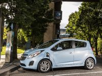 Chevrolet Spark Ev (2015) - picture 6 of 25