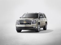 Chevrolet Suburban (2015) - picture 2 of 6