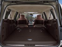 Chevrolet Suburban (2015) - picture 4 of 6