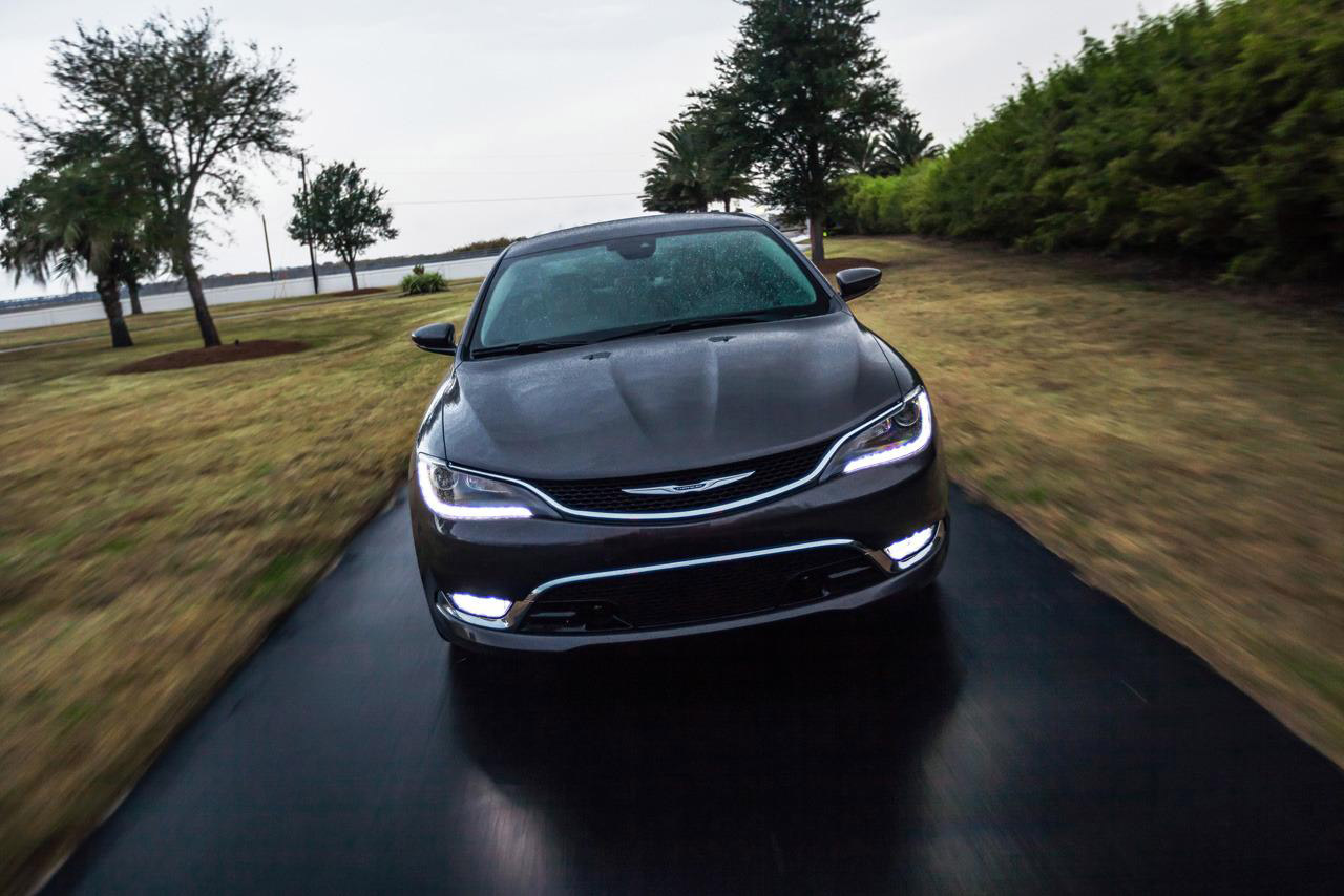 Chrysler 200