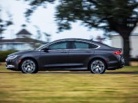 Chrysler 200 (2015) - picture 10 of 14