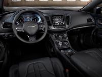 Chrysler 200 (2015) - picture 11 of 14