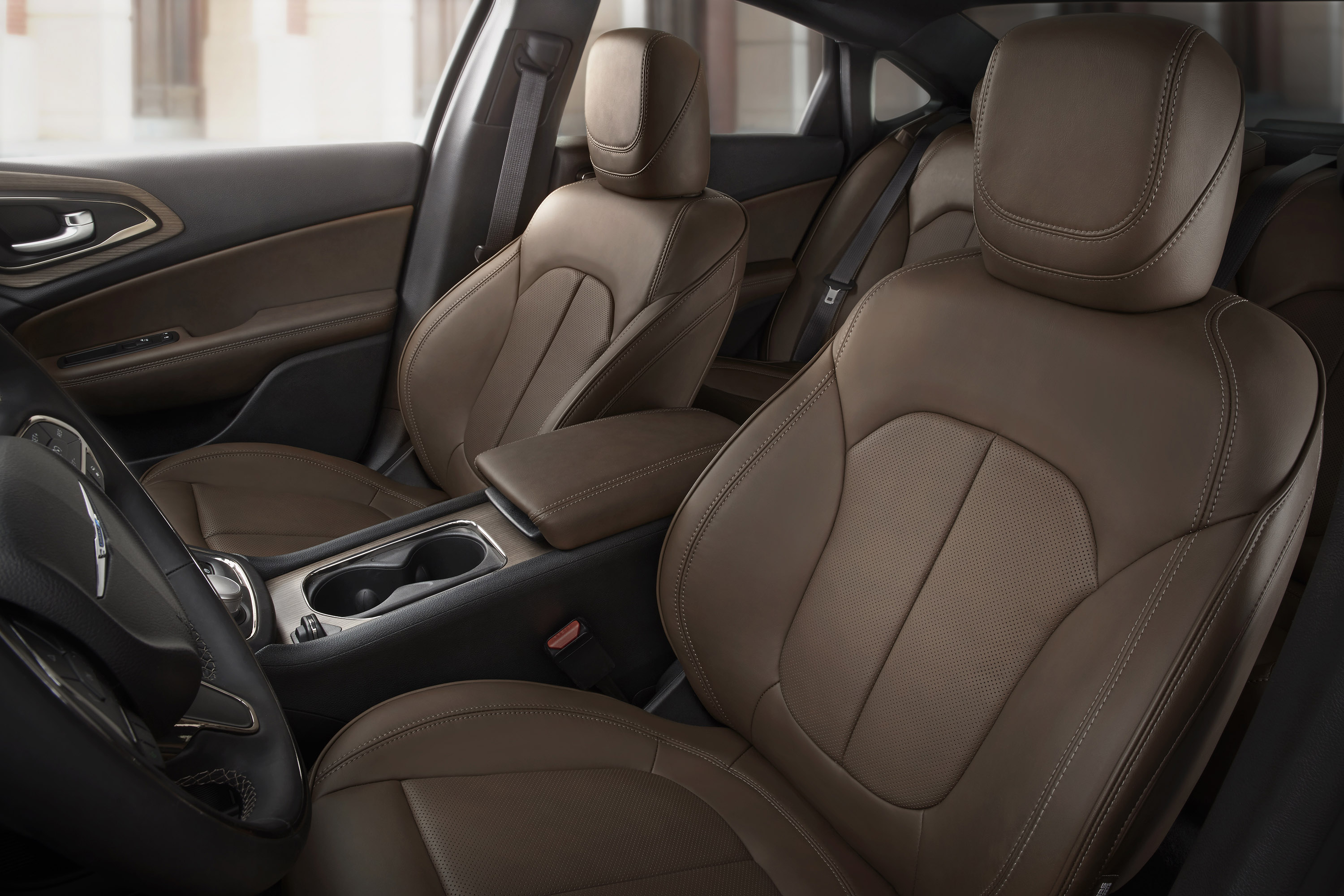 Chrysler 200C Mocha Leather interior