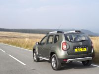 Dacia Duster (2015) - picture 10 of 12