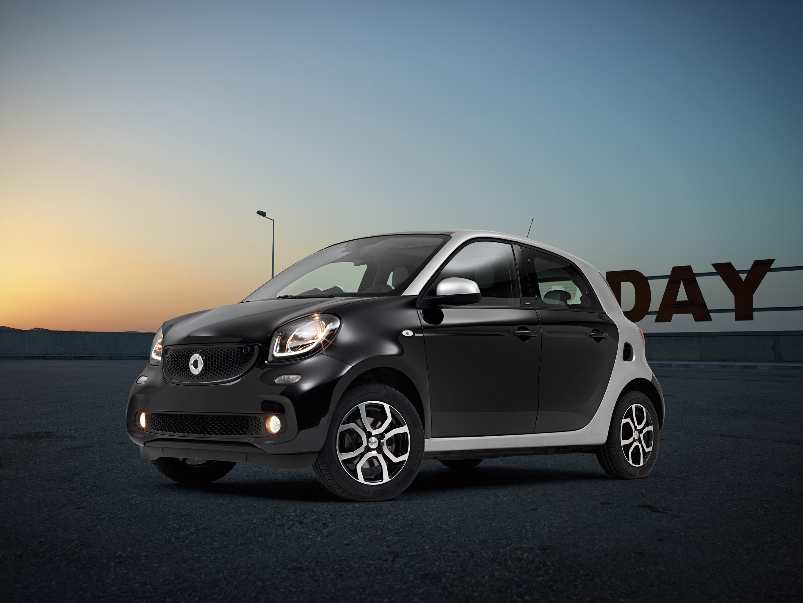 Dezent Smart ForFour TS dark