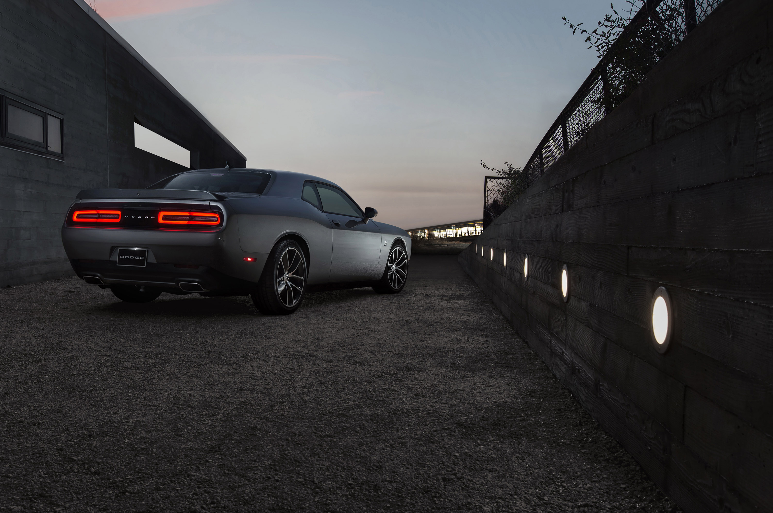 Dodge Challenger Shaker