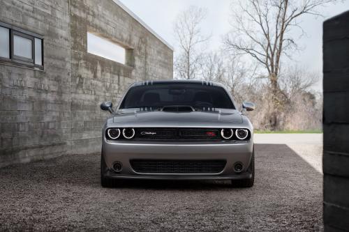 Dodge Challenger Shaker (2015) - picture 1 of 32