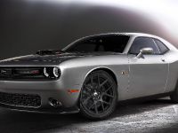 Dodge Challenger Shaker (2015) - picture 5 of 32
