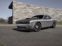 Dodge Challenger Shaker (2015) - picture 6 of 32