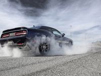 Dodge Challenger SRT Hellcat (2015) - picture 10 of 34