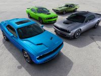 Dodge Challenger (2015) - picture 5 of 32