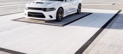 Dodge Charger SRT Hellcat (2015) - picture 36 of 69