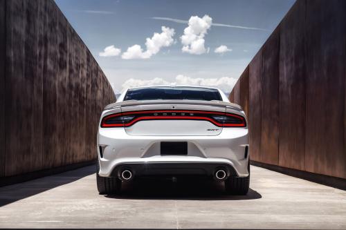 Dodge Charger SRT Hellcat (2015) - picture 40 of 69