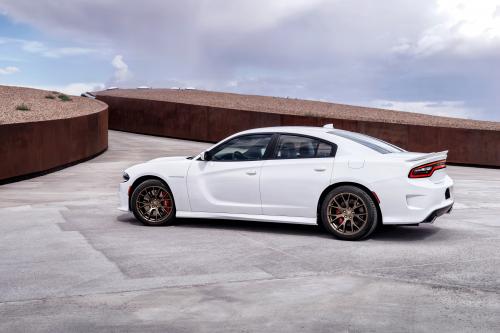 Dodge Charger SRT Hellcat (2015) - picture 41 of 69