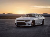 Dodge Charger SRT Hellcat (2015) - picture 34 of 69