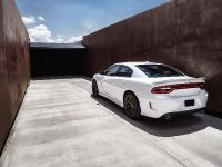 Dodge Charger SRT Hellcat (2015) - picture 38 of 69