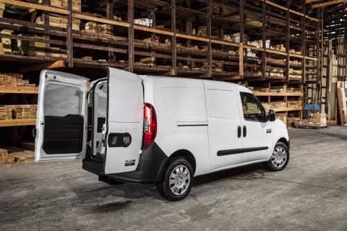 Dodge Ram ProMaster City (2015) - picture 32 of 42