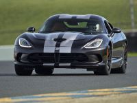 Dodge Viper SRT (2015) - picture 1 of 12