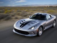 Dodge Viper SRT (2015) - picture 2 of 12