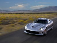 Dodge Viper SRT (2015) - picture 3 of 12