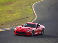 Dodge Viper SRT (2015) - picture 4 of 12