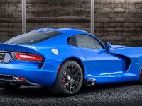 Dodge Viper SRT (2015) - picture 8 of 12