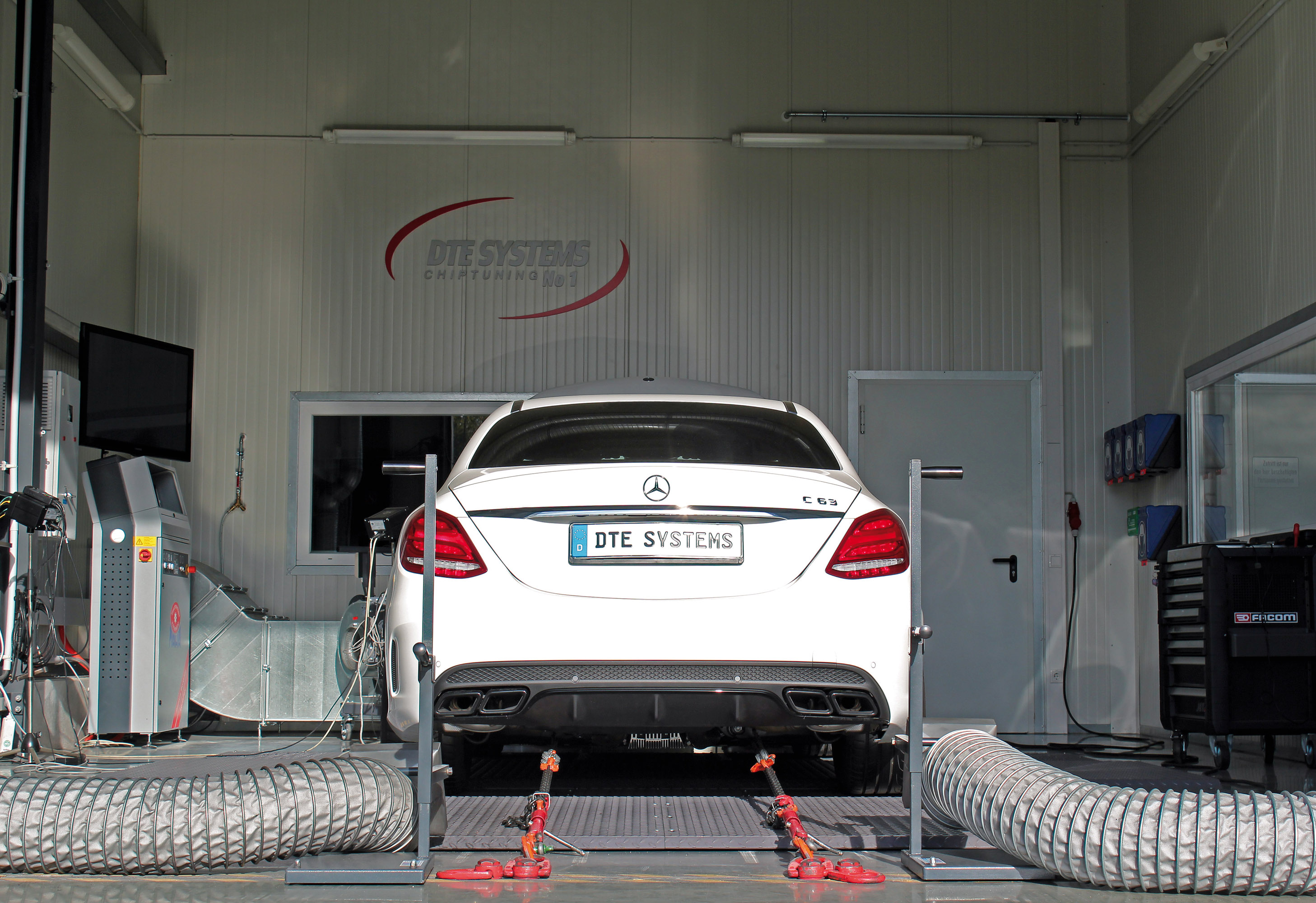 DTE-Systems Mercedes-Benz C63 AMG