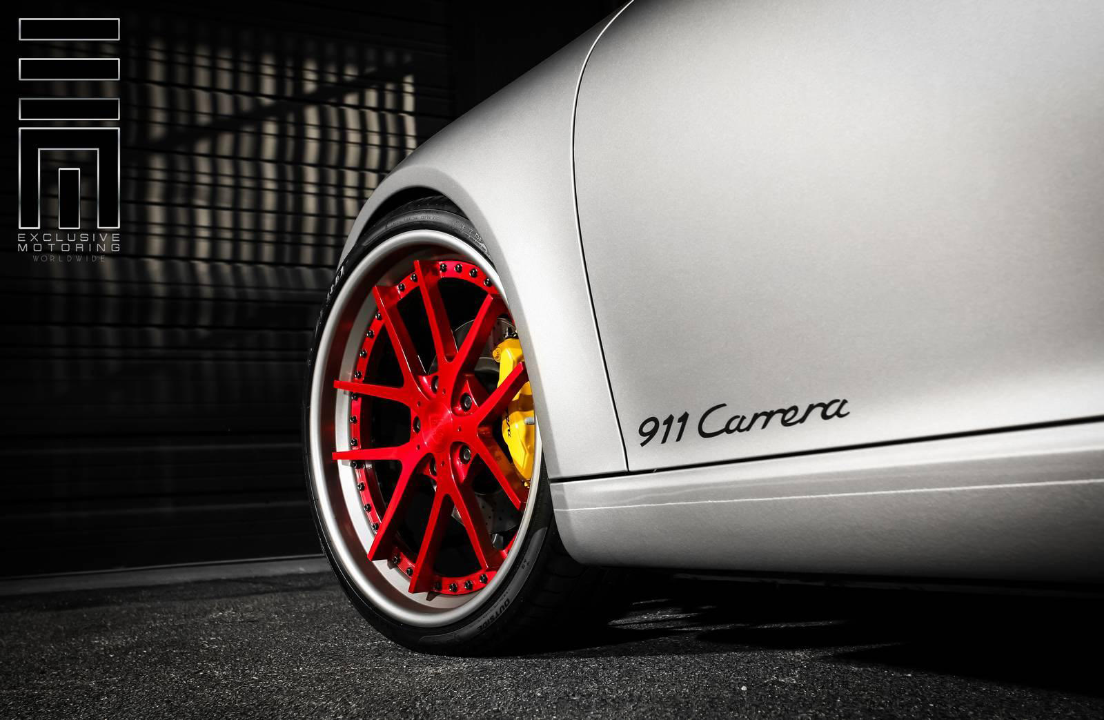 Exclusive Motoring Porsche 911 Carrera