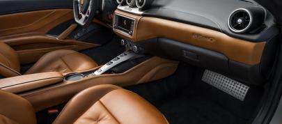Ferrari California T (2015) - picture 4 of 6