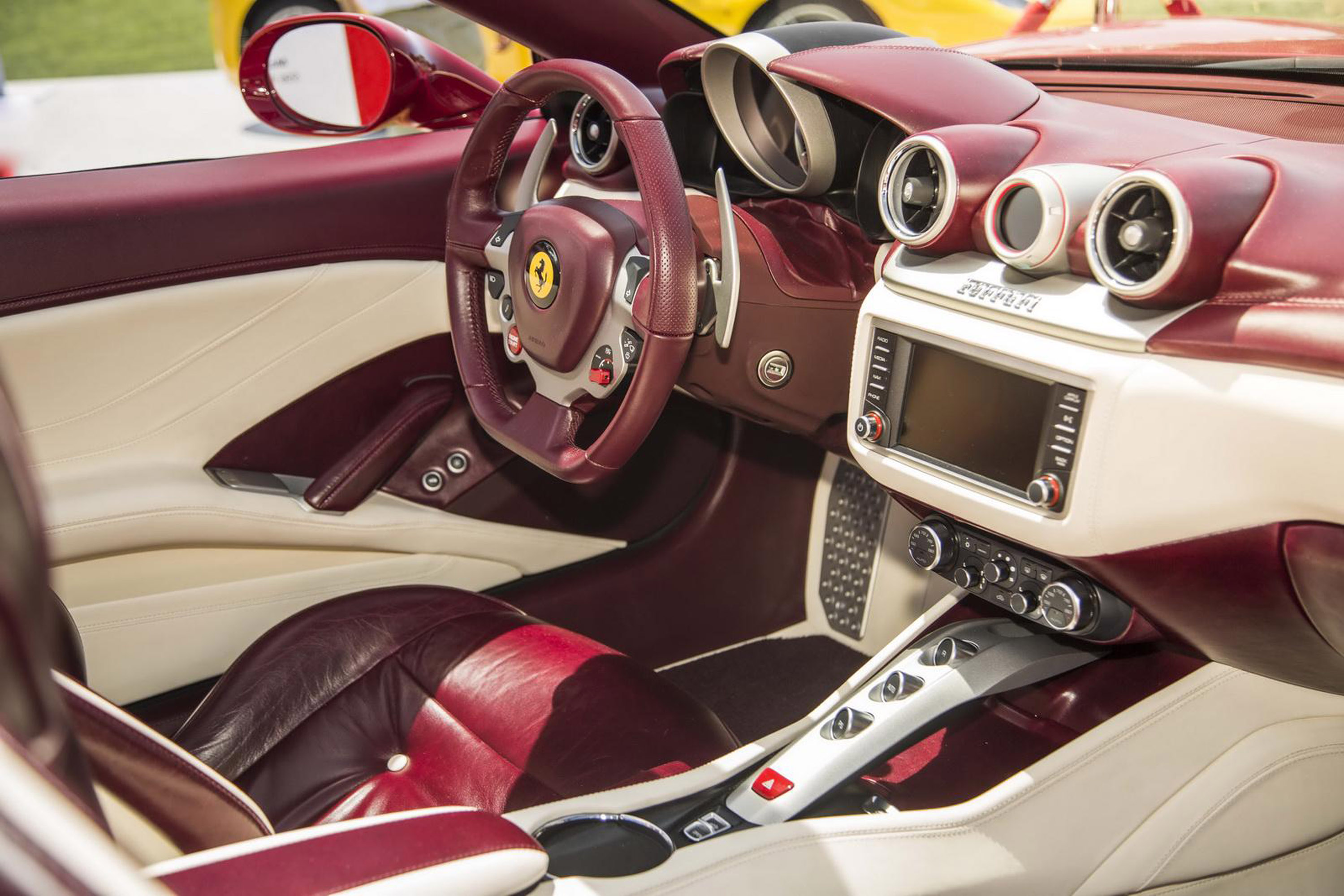 Ferrari Tailor Made California T