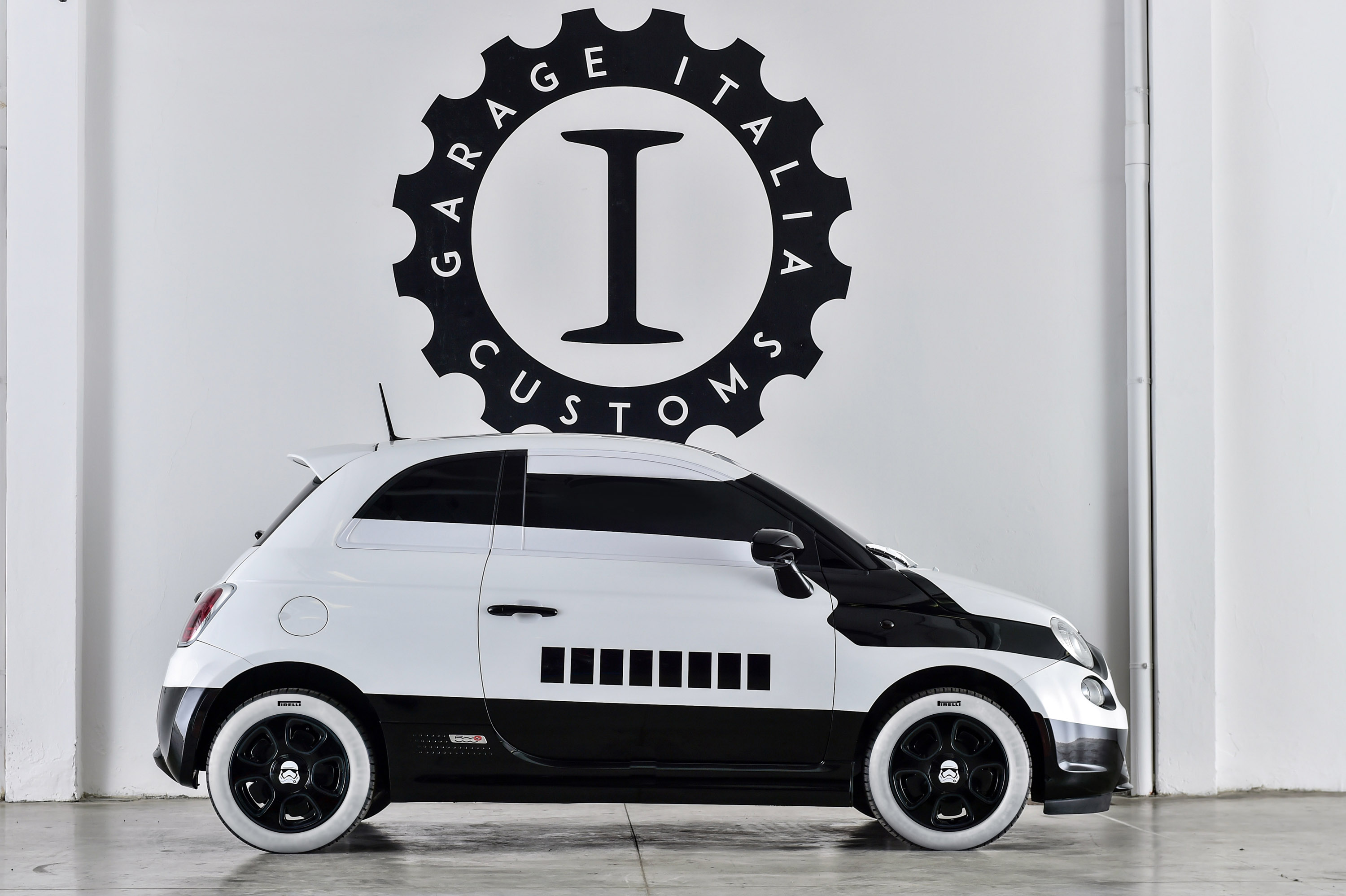 Fiat 500e stormtrooper