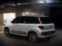 Fiat 500L Urbana Trekking (2015) - picture 2 of 3