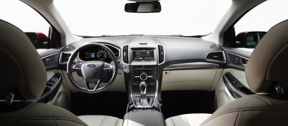 Ford Edge (2015) - picture 15 of 18