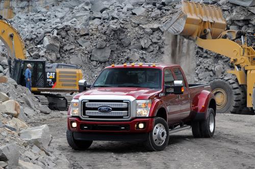 Ford F-250 Super Duty King Ranch FX4 (2015) - picture 1 of 6