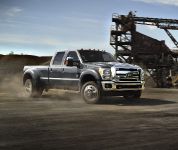 Ford F-450 Super Duty (2015) - picture 1 of 5