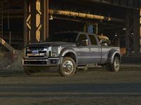 Ford F-450 Super Duty (2015) - picture 2 of 5