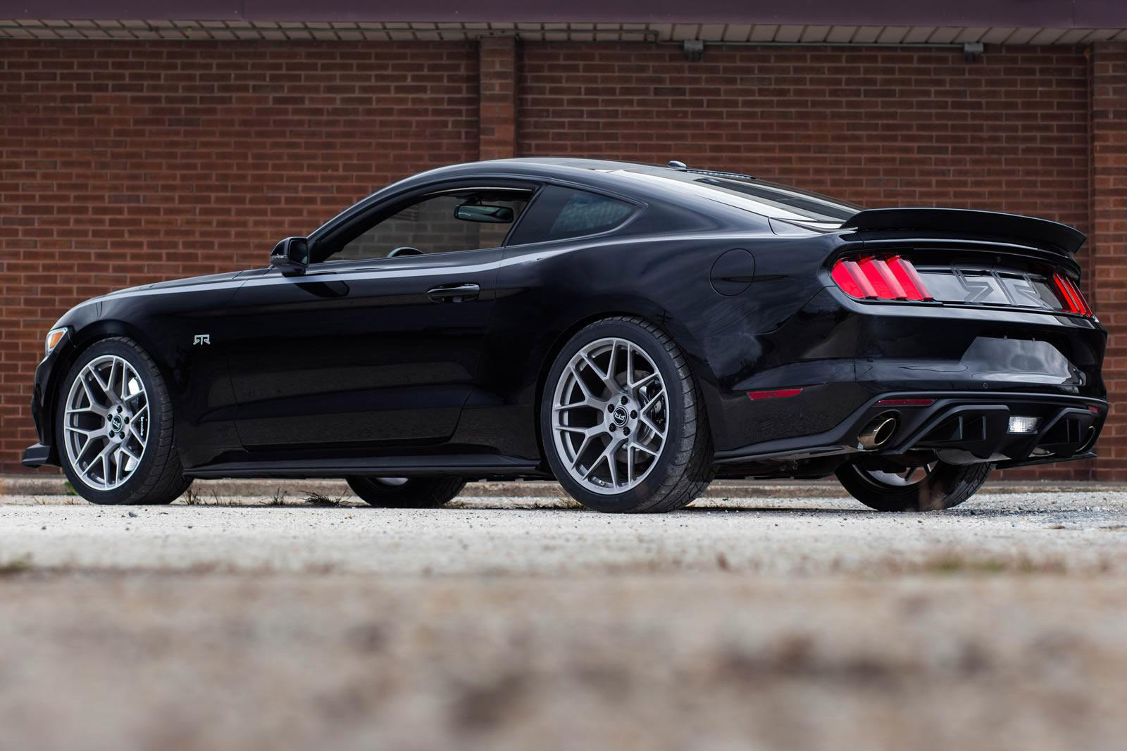 Ford Mustang RTR