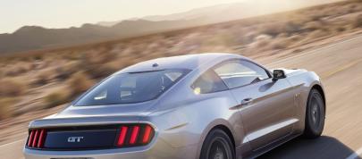 Ford Mustang (2015) - picture 12 of 15